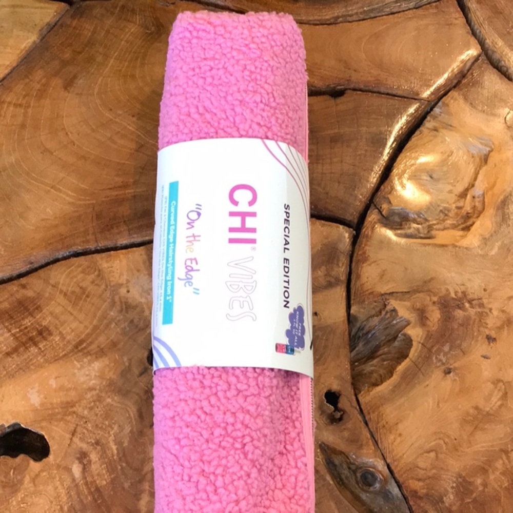 CHI Vibes Pink curved edge hairstyling Iron 1 inch